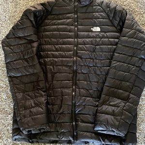North Face black 3xl packable jacket!